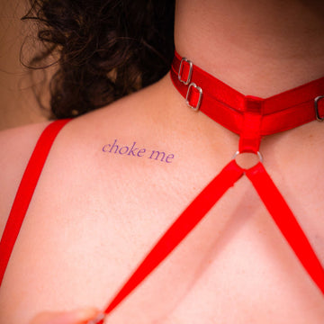 Choke me - Tatuaje temporal